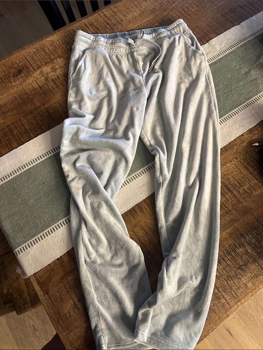 UGG Men's Light Gray Drawstring Jogger Sweatpants